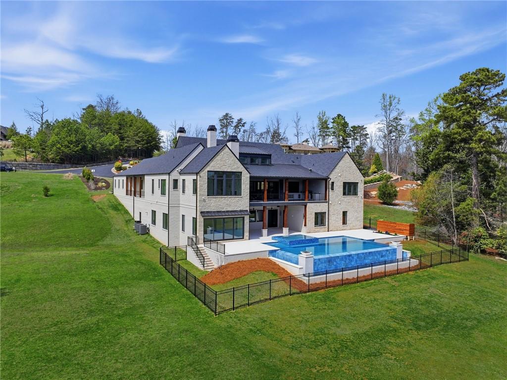 8510 Blue Heron Dr